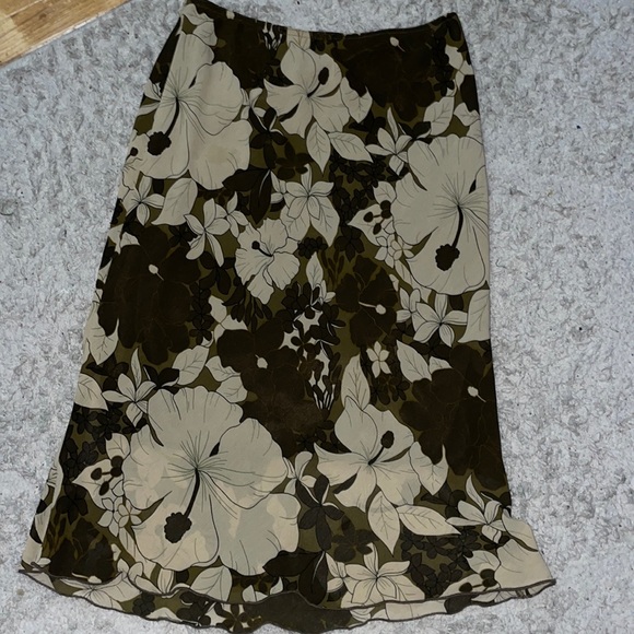 Midi floral green/brown skirt - Picture 1 of 3